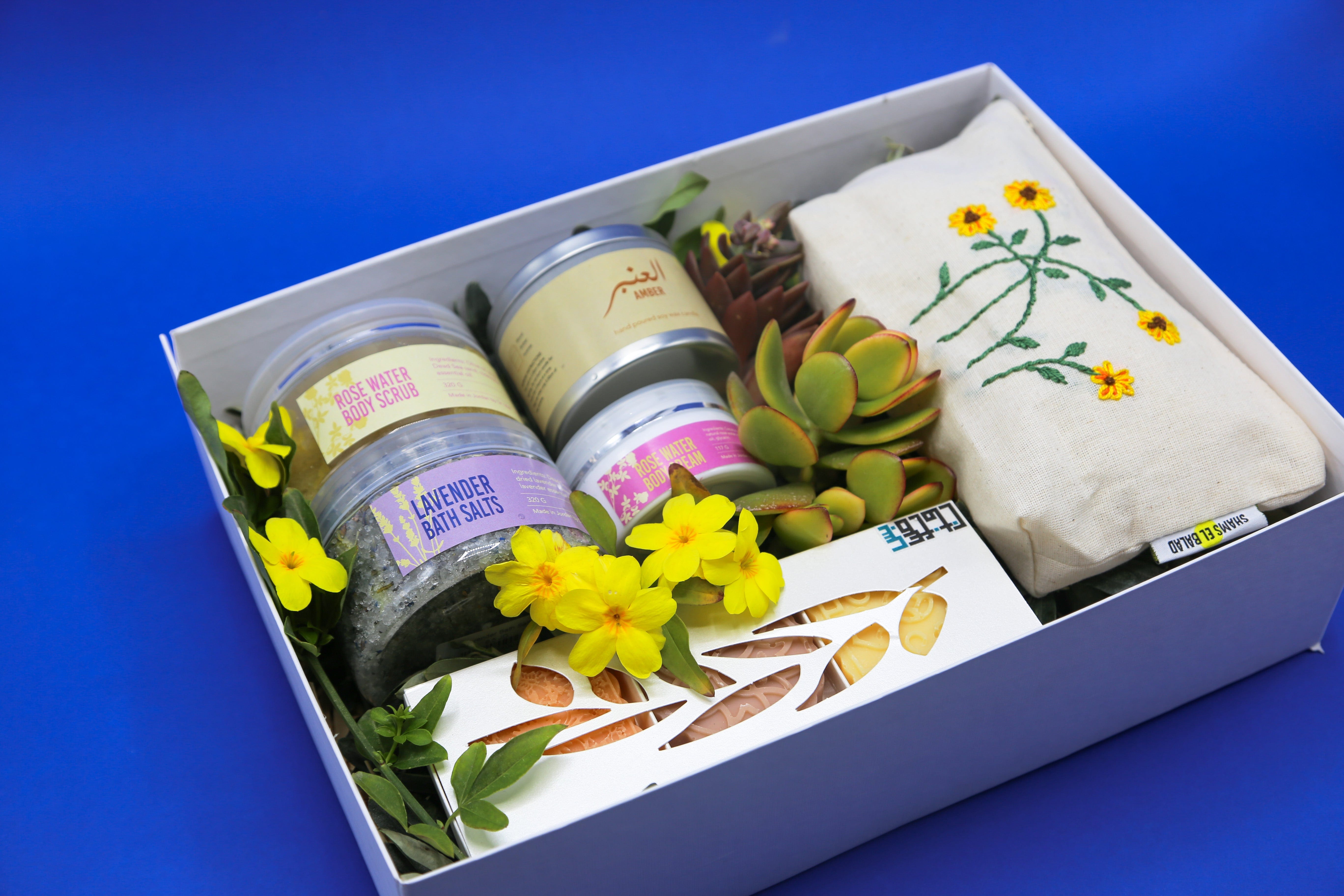 Shams El Balad Mothers Day Gift Box