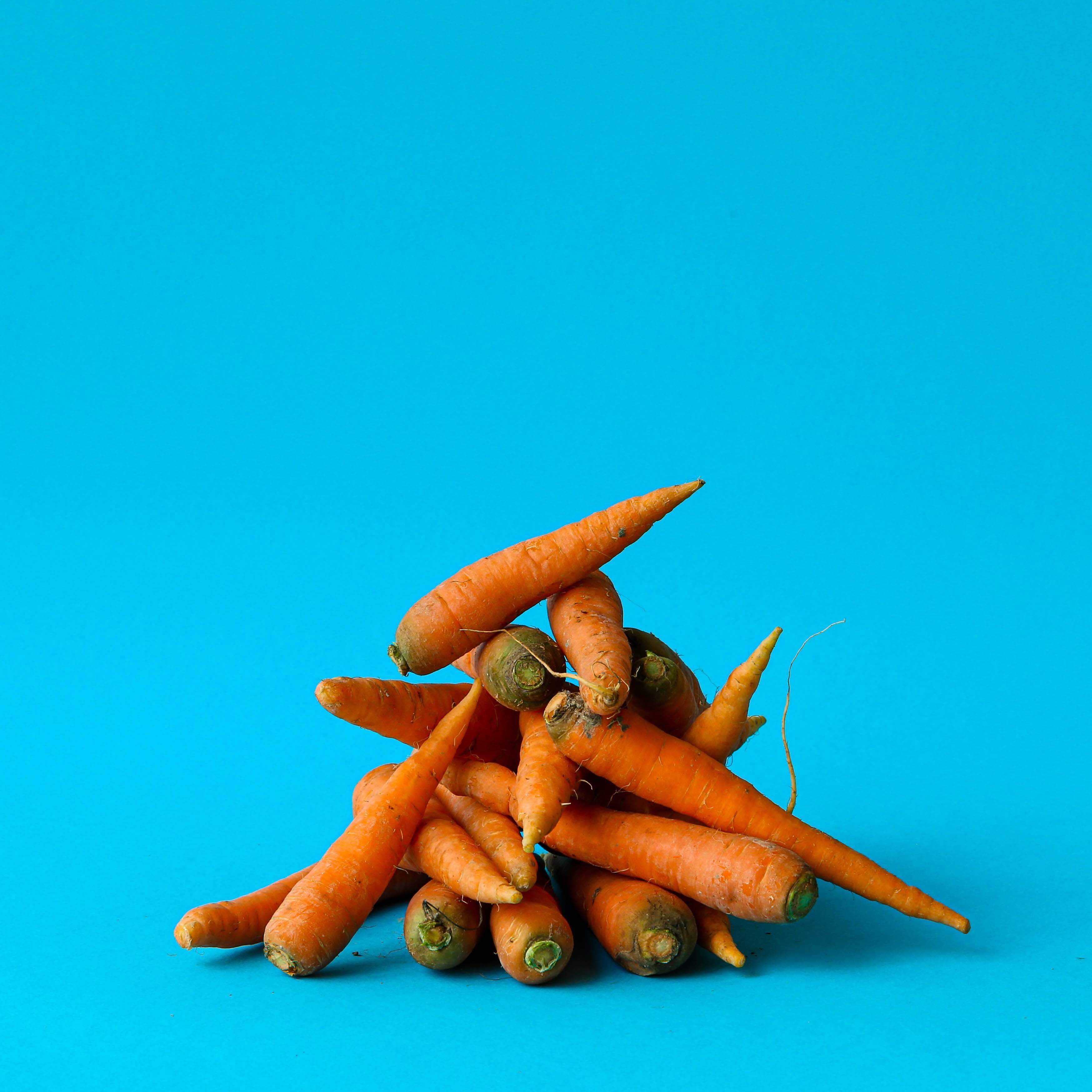 Shams El Balad Print Carrots